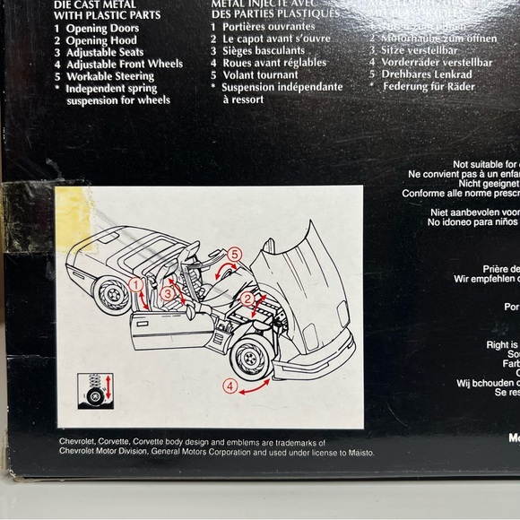 Maisto 1996 Chevrolet Corvette 1:18 Special Edition Green - Picture 6 of 7